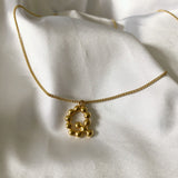 Collar Q
